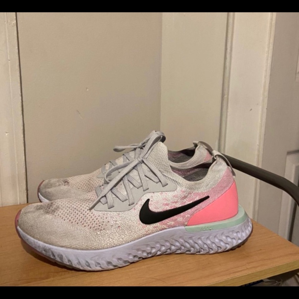 nike fly knit react